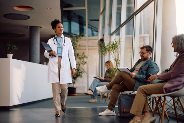 When To Go To A Walk In Clinic Vs  The ER